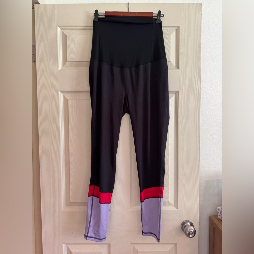 Black and Red Colorblock Maternity Leggings